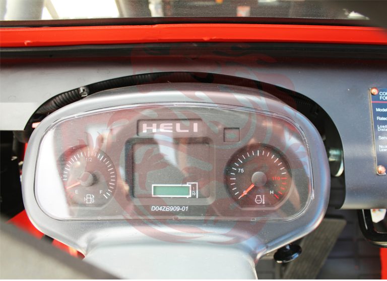 Дизельный погрузчик повышенной проходимости 3,0 т HELI CPСD30