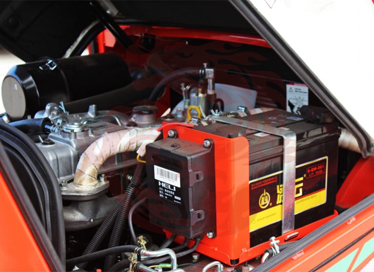 Дизельный погрузчик повышенной проходимости 3,0 т HELI CPСD30